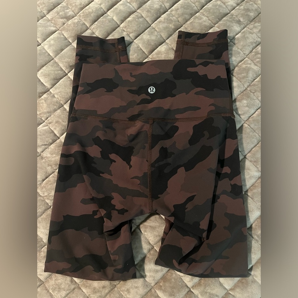 lululemon athletica Camo Leggings - Black and Brown